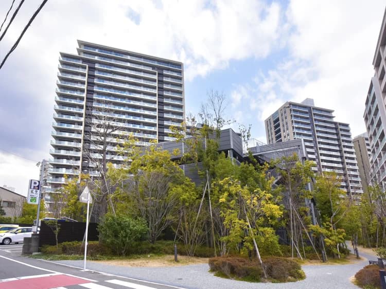 Grand Maison Josui Garden City Central Forest I