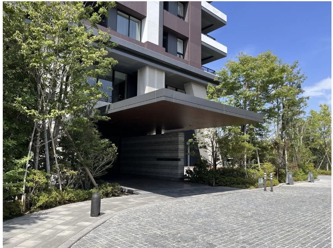 ISLAND CITY OCEAN & FOREST TOWER RESIDENCE WEST