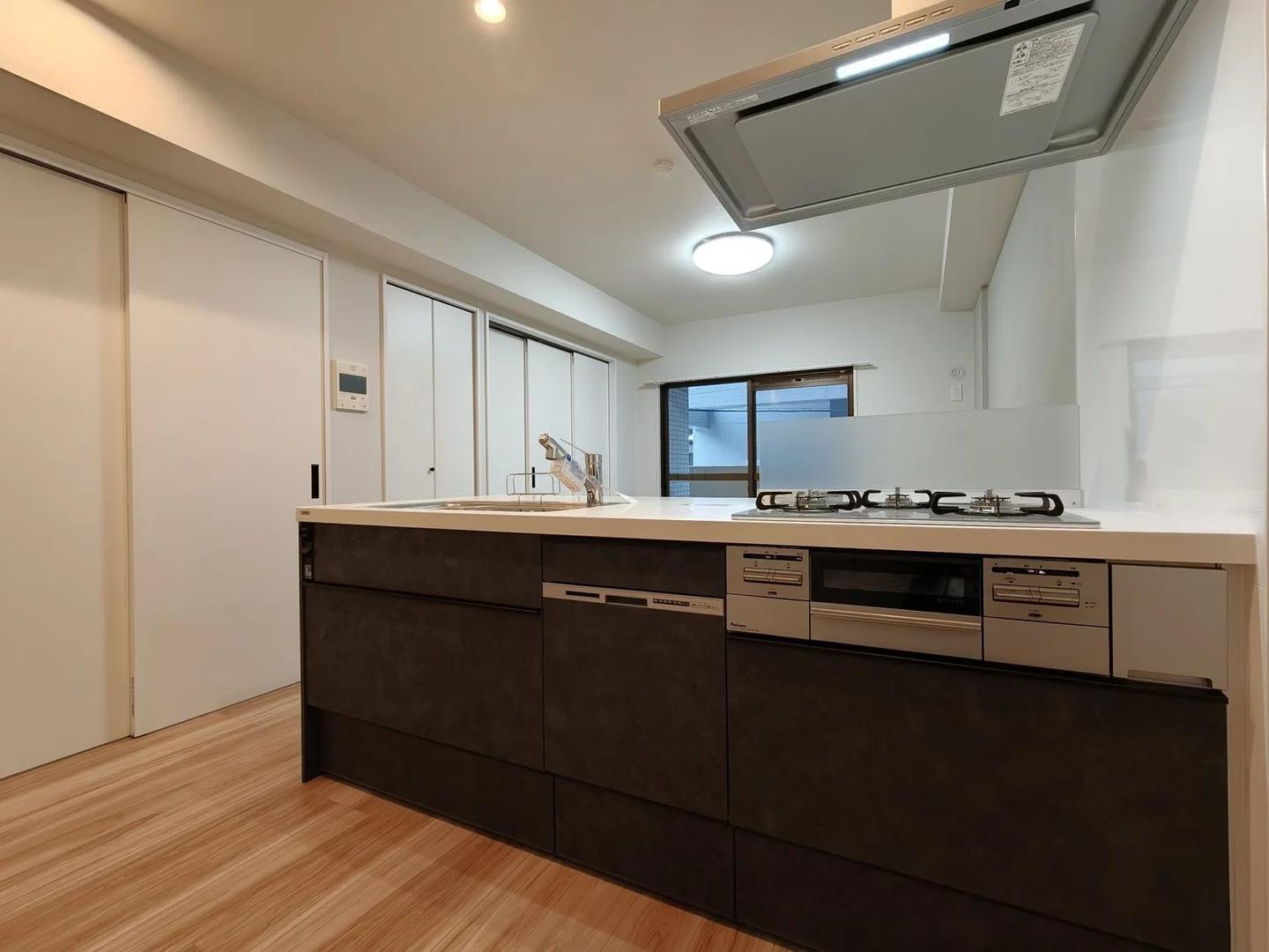 Phoenix Mansion 平尾