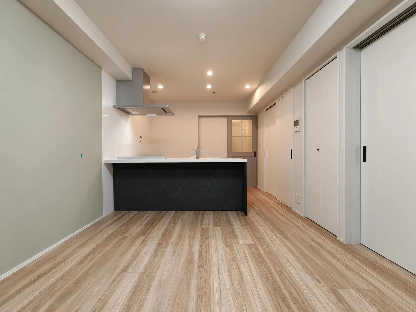Phoenix Mansion 平尾