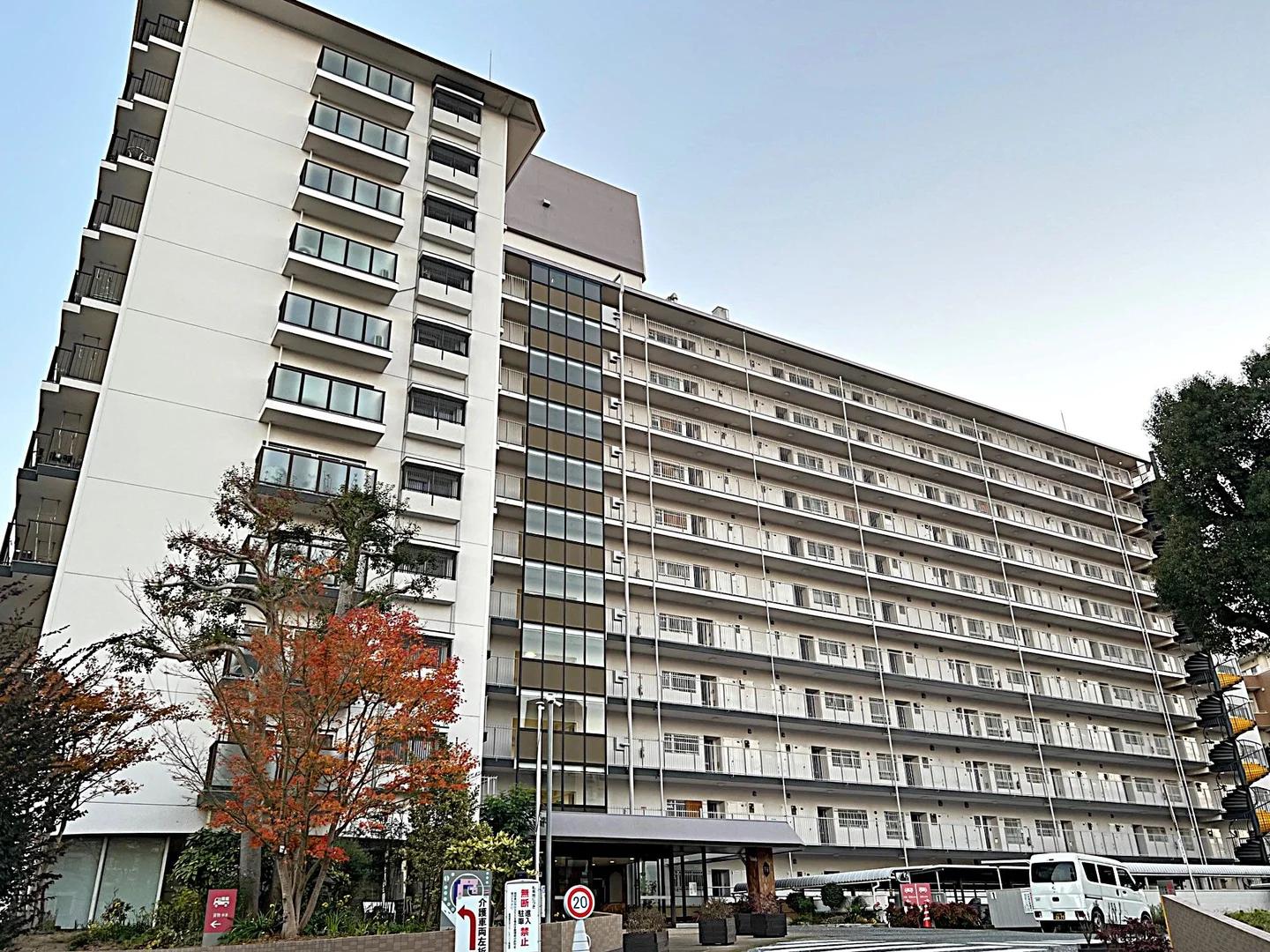 Laurel Heights MinamiFukuoka Building 3