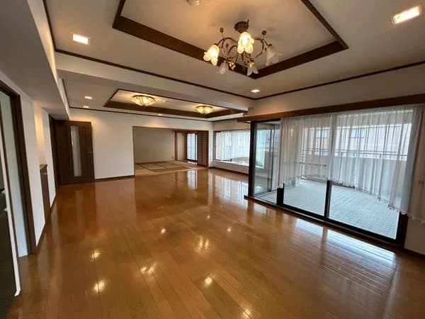 URBAN PALACE大濠