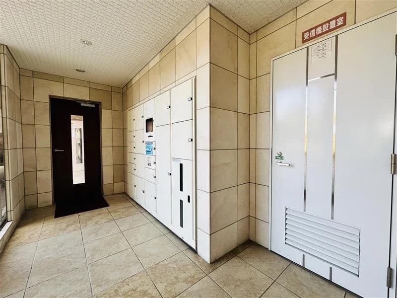Lake Hills Natame Building 6