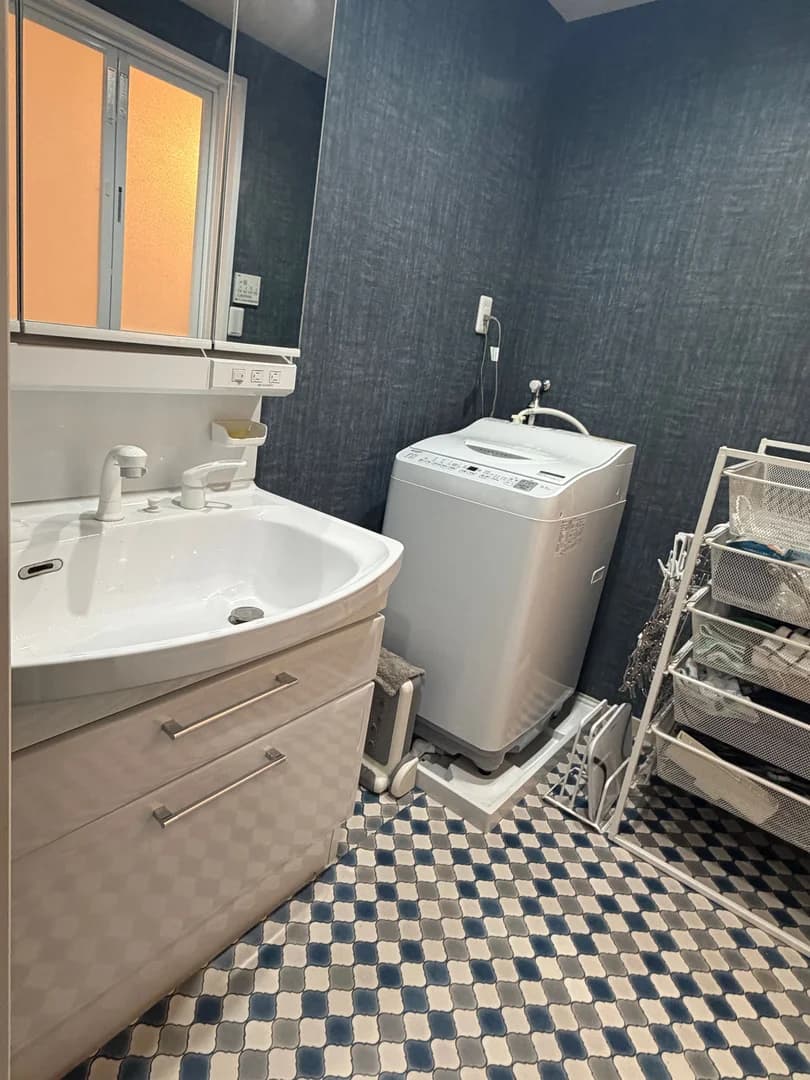 Rolight Mansion Heiwa