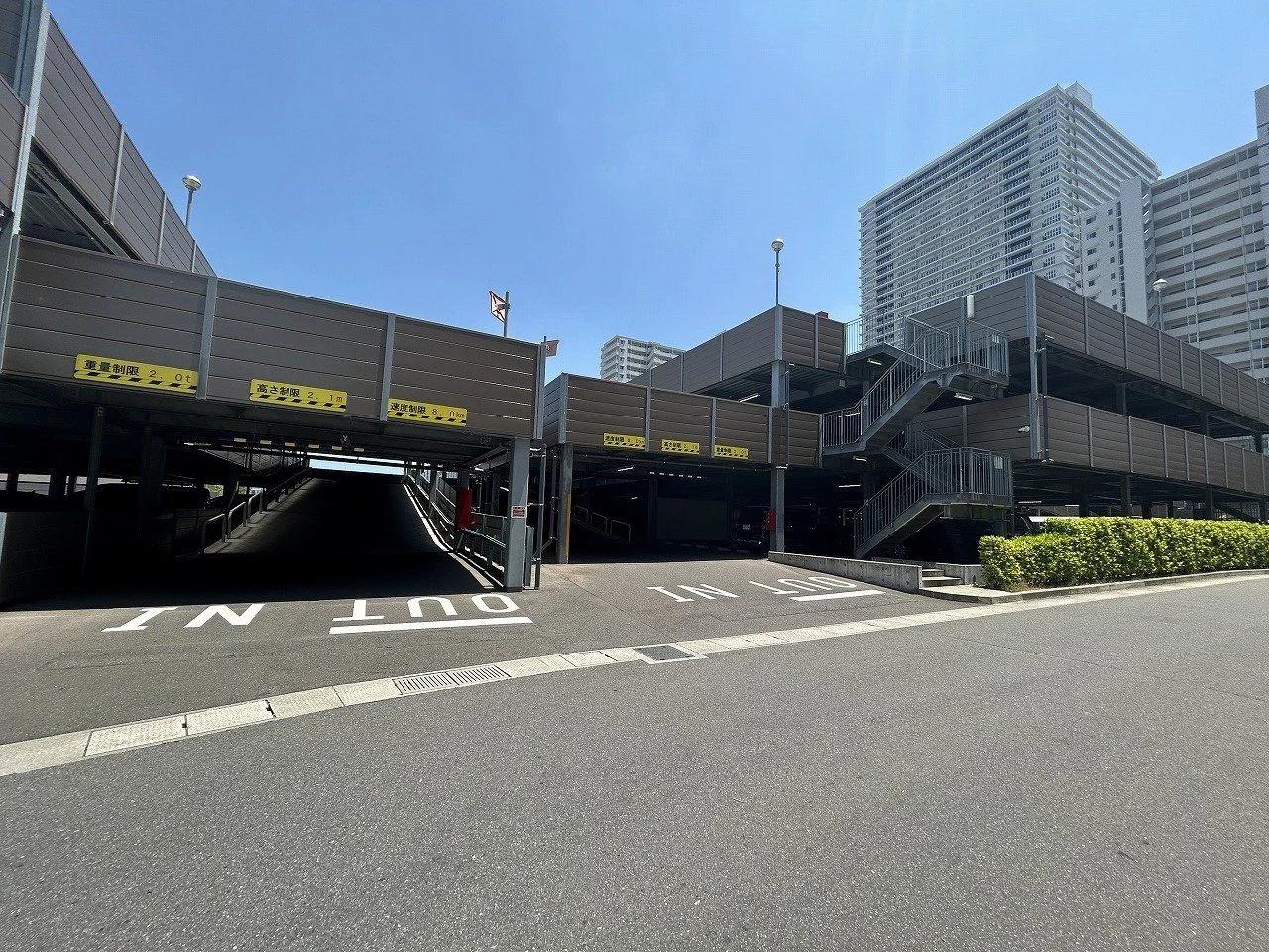 Montore Kashiihama Surf Tower East Wing