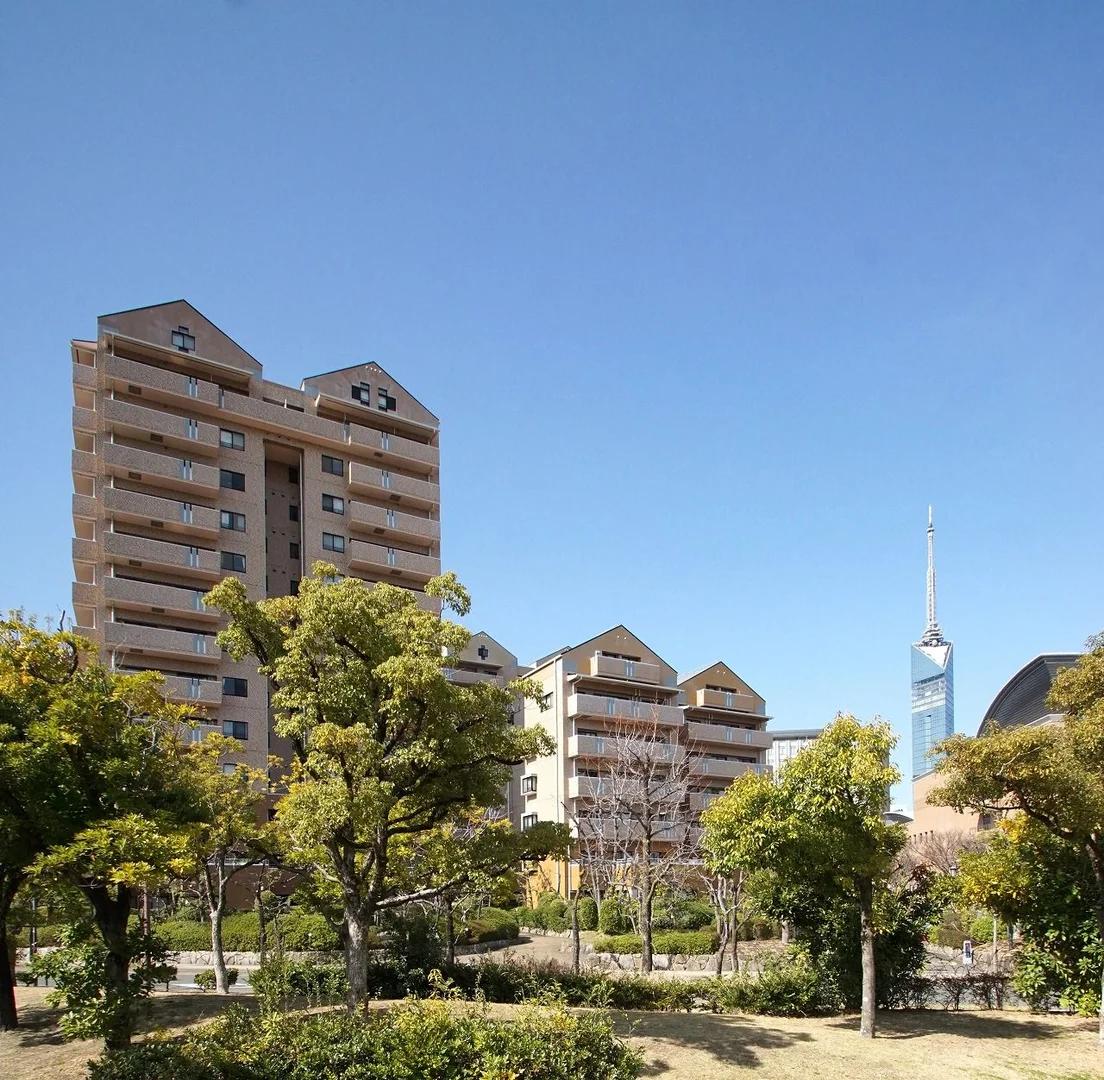 Seaside Momochi Aqua Court Building 5