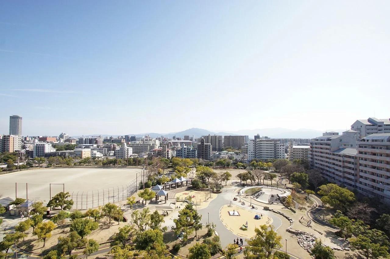 Seaside Momochi Aqua Court Building 5