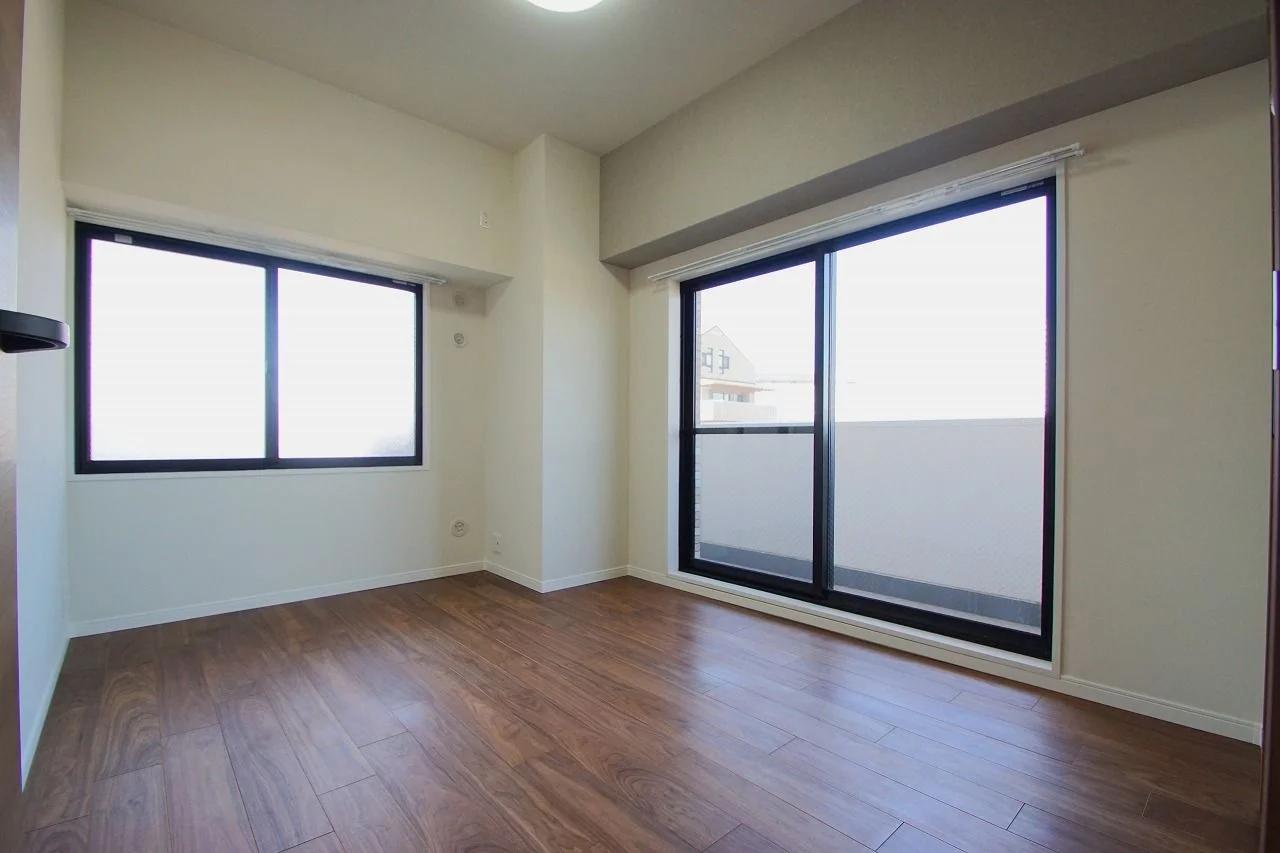 Seaside Momochi Aqua Court Building 5