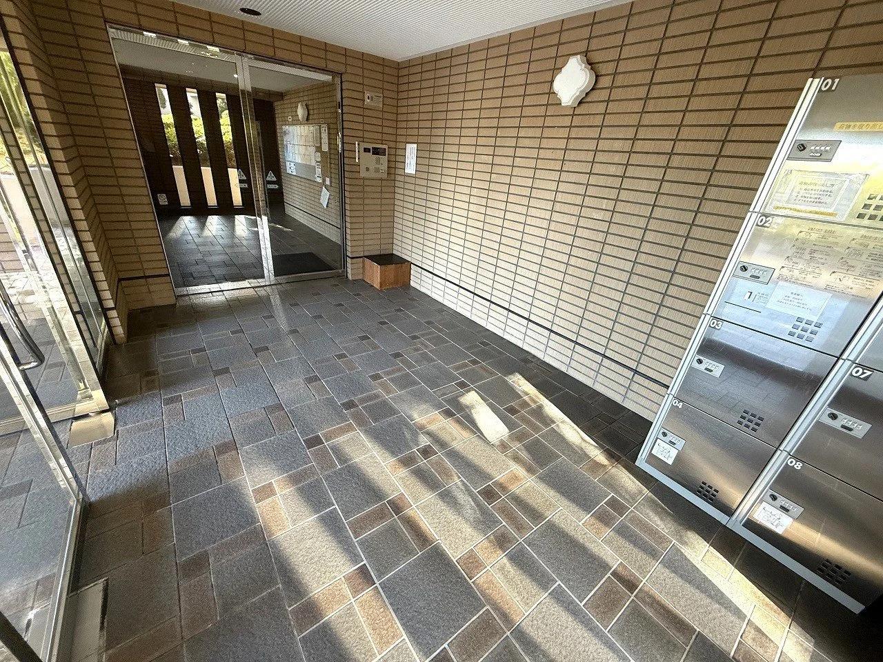 Seaside Momochi Aqua Court Building 8