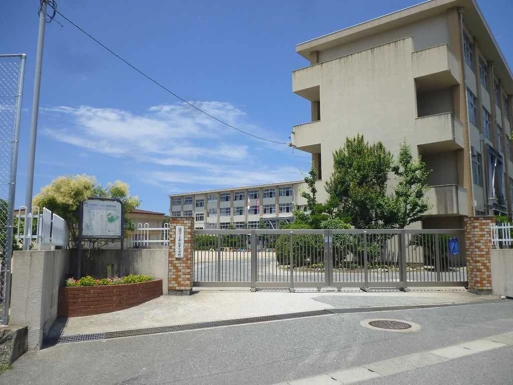 Bellvie 香椎 Building 1