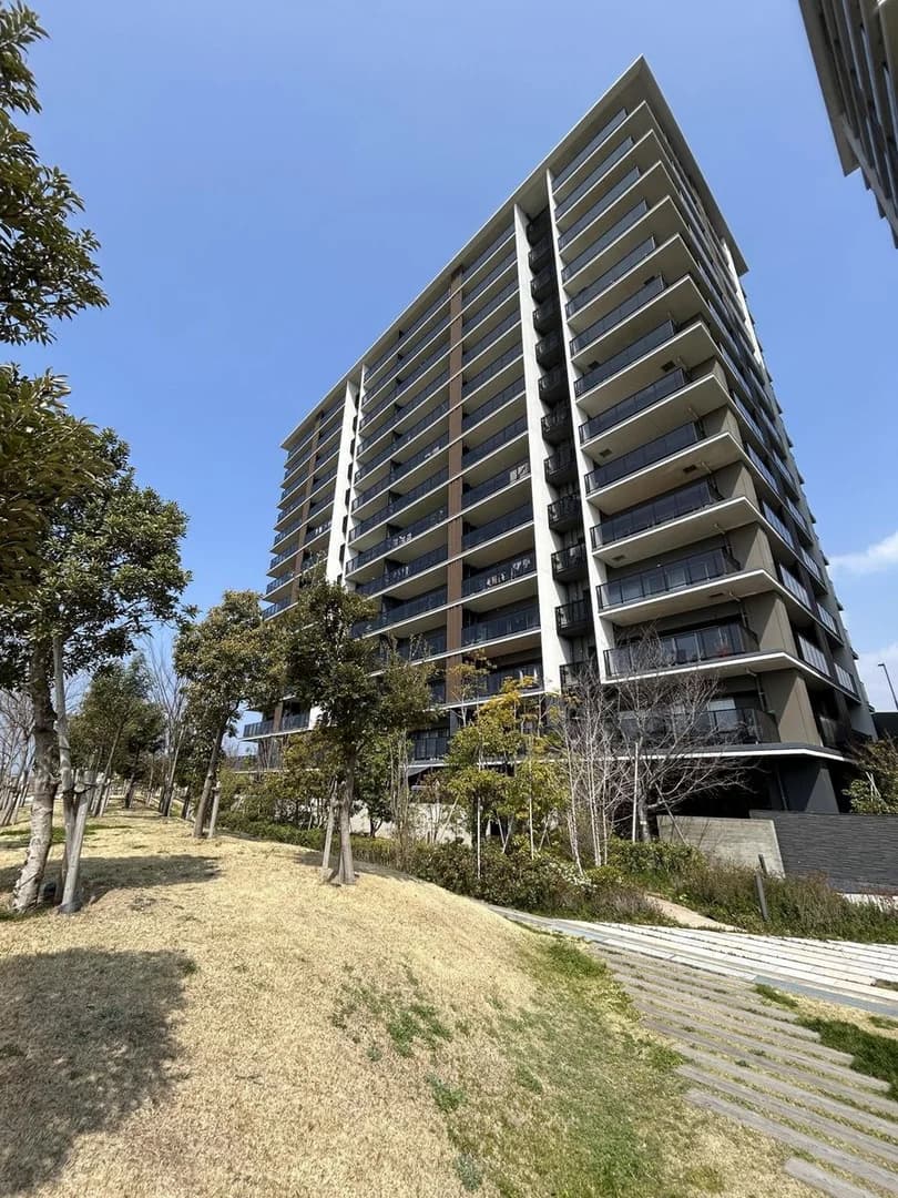 Forest PLACE Kashii Teruha The Terrace 04