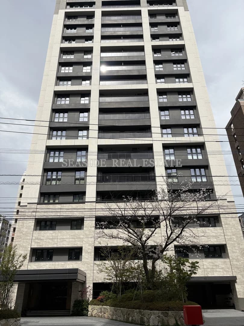 Grand Maison Yakuin The Tower Residence