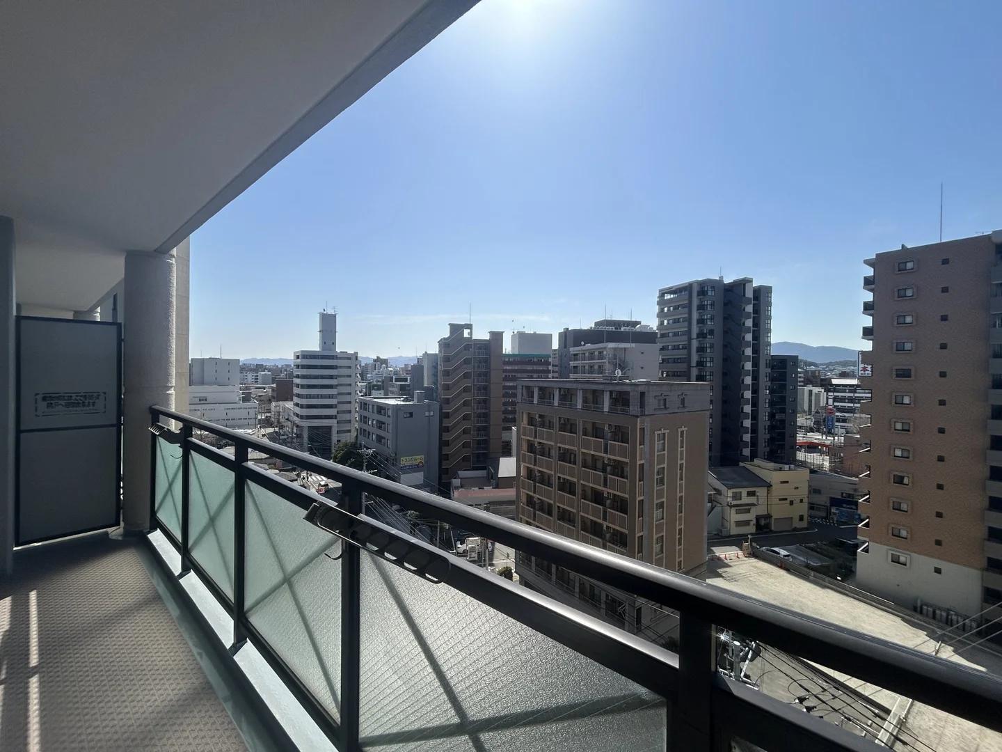 Empire 百年橋
