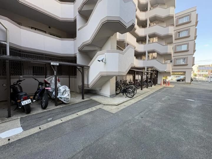 Sannai City Life Chikushi DoriHakata