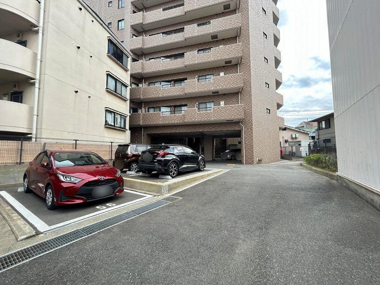Lions Mansion Futsukaichi Eki Mae