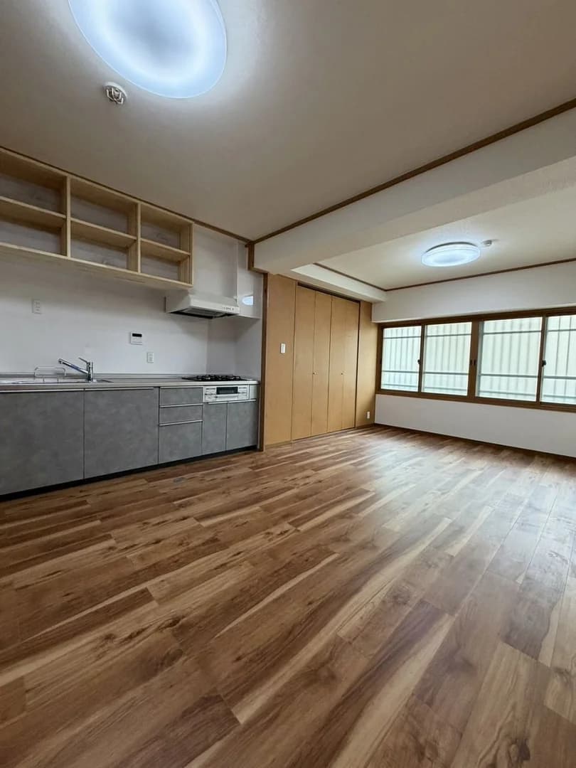 Tokan Mansion 呉服Cho