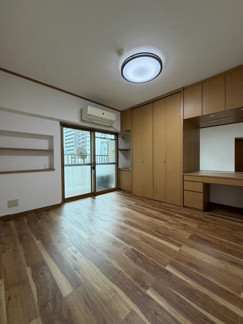 Tokan Mansion 呉服Cho