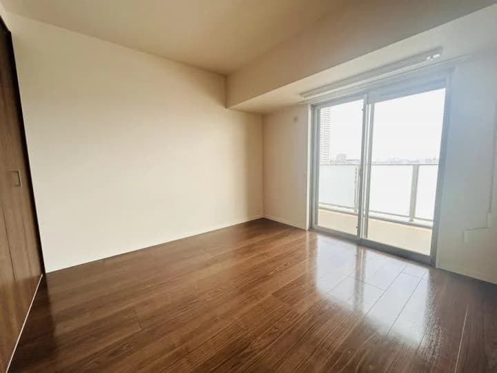 CenterMarks Residence