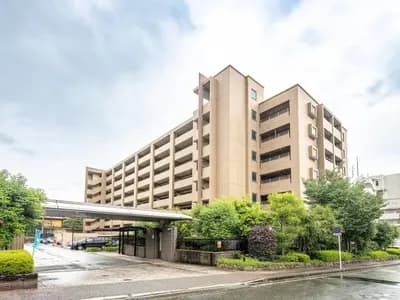 Cosmo 長丘Park Forme