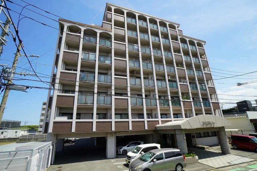Amour Wajiro 6
