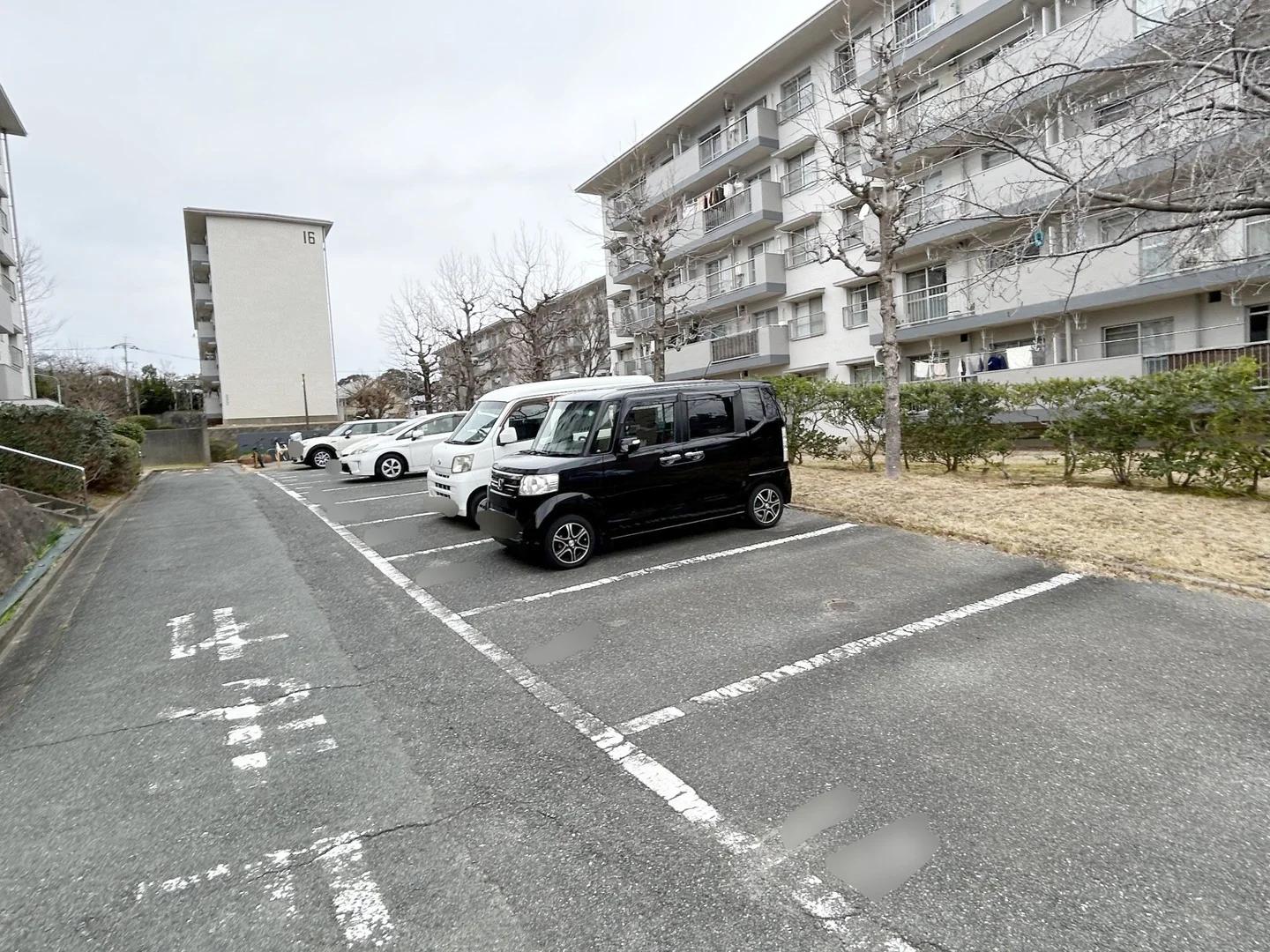 油山団地17棟