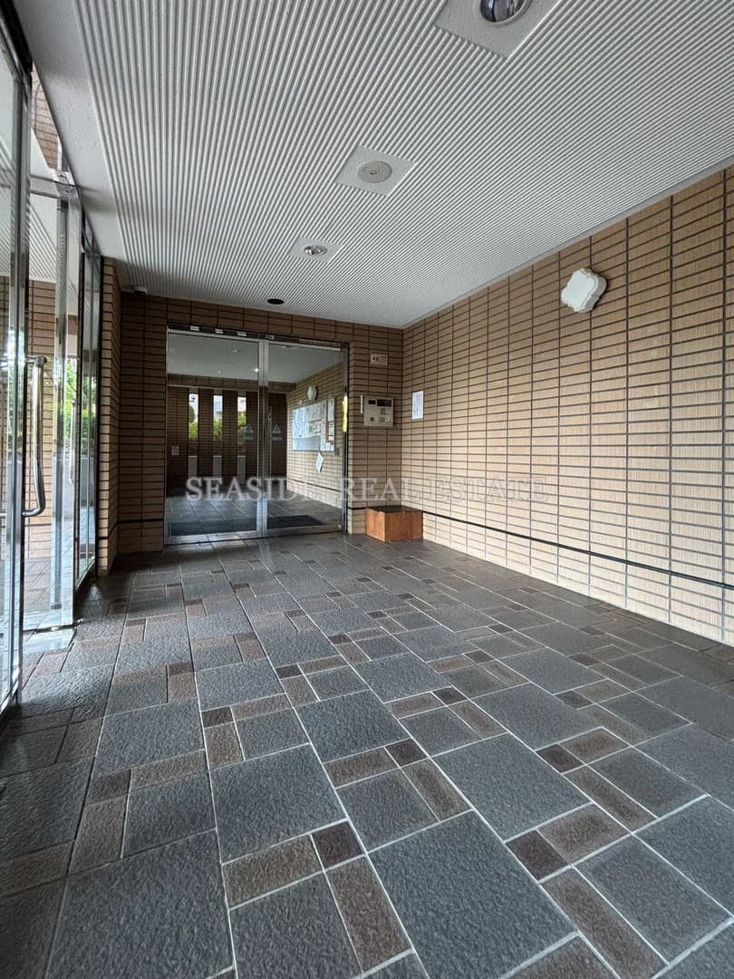 Seaside Momochi Aqua Court Building 8