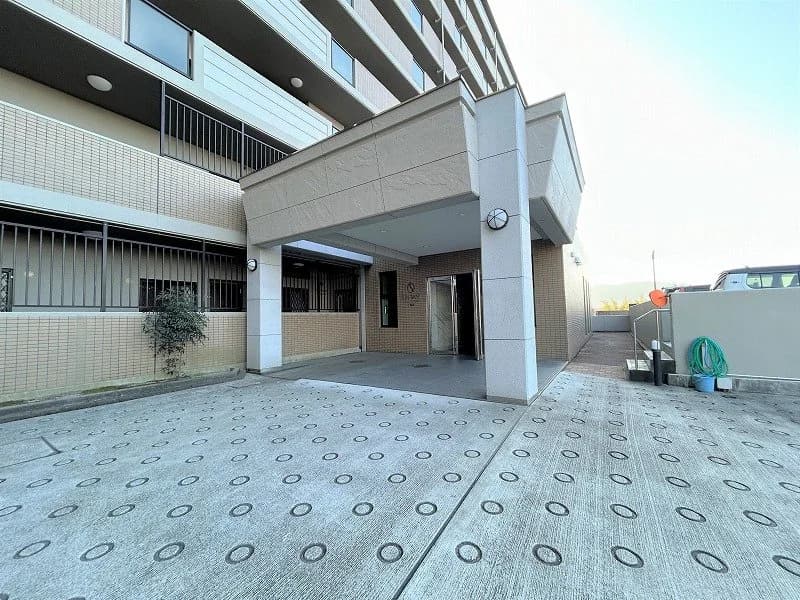 Sunlien Hakata Minami