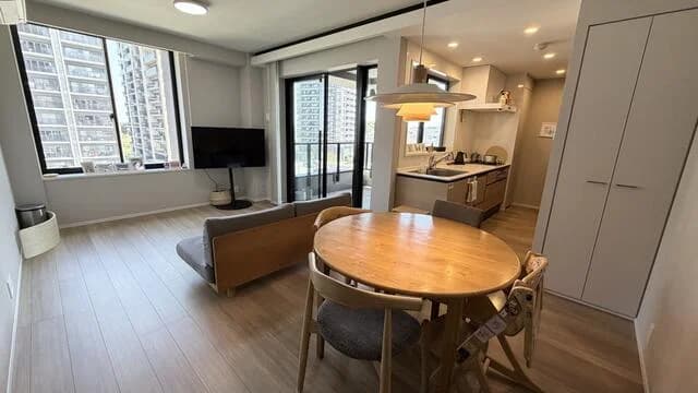 ISLAND CITY OCEAN & FOREST TOWER RESIDENCE WEST